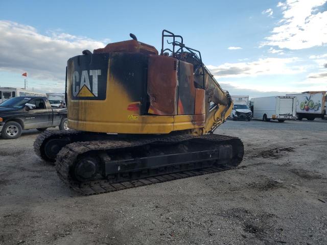 1757348 - 2018 CATERPILLAR 325L YELLOW photo 4