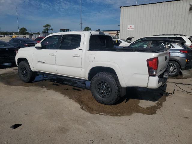 5TFAZ5CN5MX104835 - 2021 TOYOTA TACOMA DOUBLE CAB WHITE photo 2