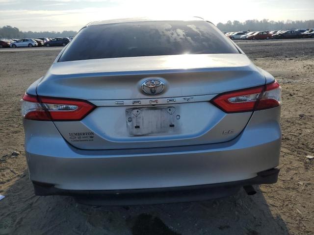 4T1B11HK5JU056779 - 2018 TOYOTA CAMRY L SILVER photo 6