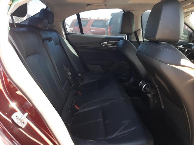 ZARFAEDN3H7558735 - 2017 ALFA ROMEO GIULIA Q4 栗色 照片 10