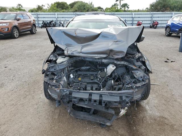 1FAHP3F21CL433585 - 2012 FORD FOCUS SE GRAY photo 5