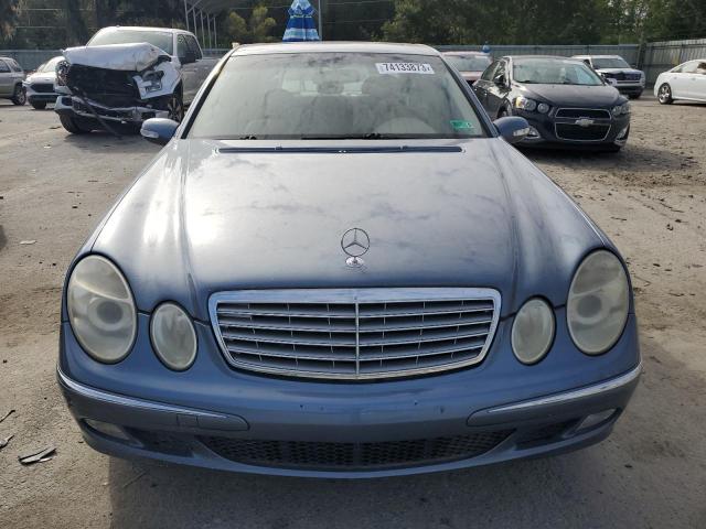 WDBUF82J34X127020 - 2004 MERCEDES-BENZ E 320 4MATIC BLUE photo 5