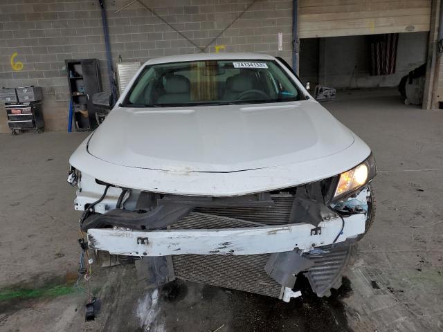 2G11Z5SA6J9125341 - 2018 CHEVROLET IMPALA LS WHITE photo 5