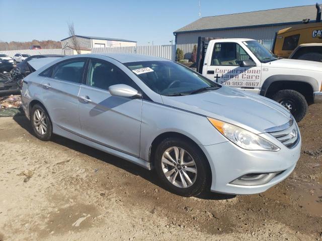 5NPEB4AC7EH901201 - 2014 HYUNDAI SONATA GLS SILVER photo 4