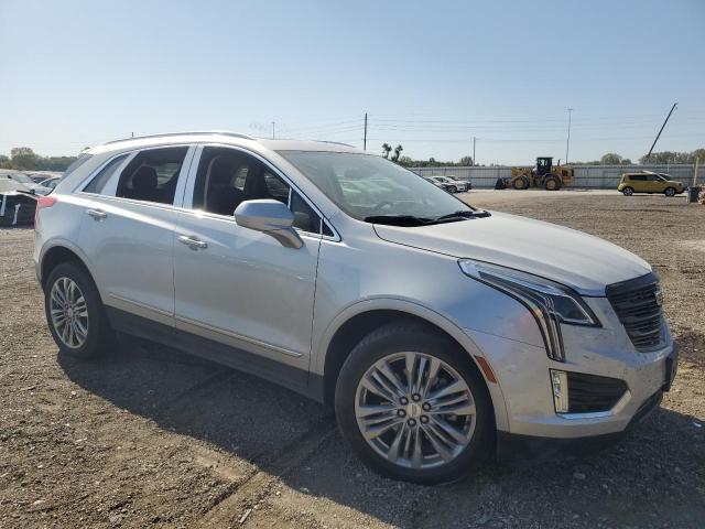 1GYKNERSXHZ131708 - 2017 CADILLAC XT5 PREMIUM LUXURY SILVER photo 4