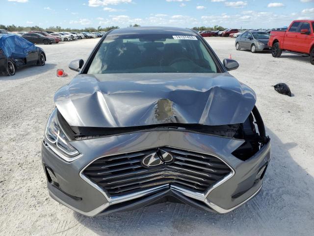 5NPE24AF2KH756767 - 2019 HYUNDAI SONATA SE GRAY photo 5