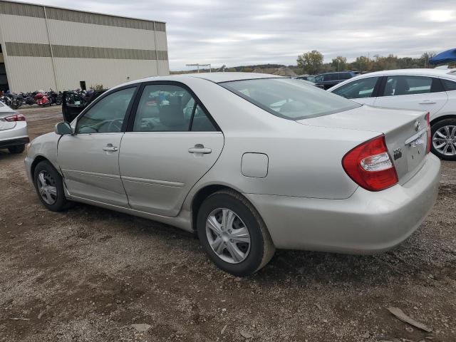 4T1BE32K83U765203 - 2003 TOYOTA CAMRY LE SILVER photo 2