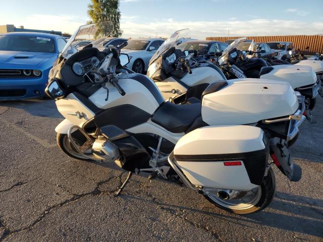 WB10A1303FZ192580 - 2015 BMW R1200 RT TWO TONE photo 3