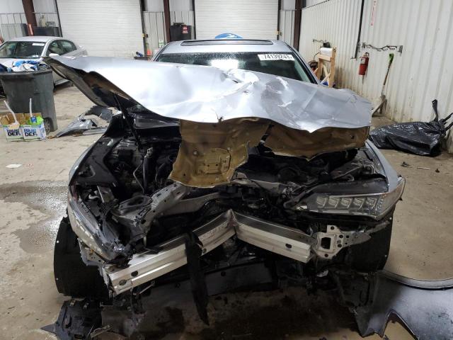 19UUB1F36HA006105 - 2017 ACURA TLX SILVER photo 5