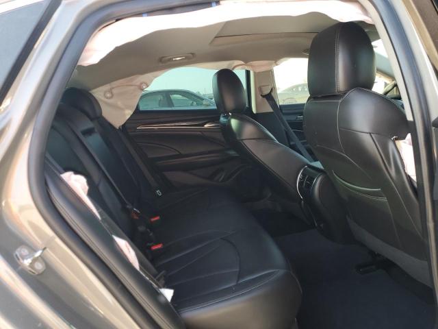 1G4ZP5SZ8JU109484 - 2018 BUICK LACROSSE ESSENCE BROWN photo 10