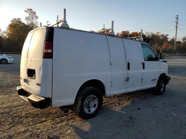 1GTGG25V041162107 - 2004 GMC SAVANA G2500 WHITE photo 3