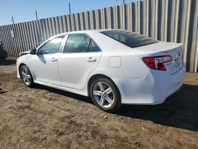 4T1BF1FK7CU156888 - 2012 TOYOTA CAMRY BASE WHITE photo 2