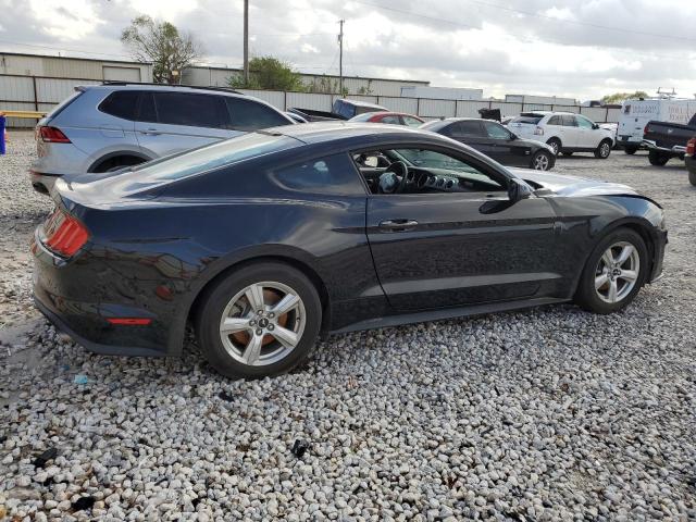 1FA6P8TH7J5132138 - 2018 FORD MUSTANG BLACK photo 3