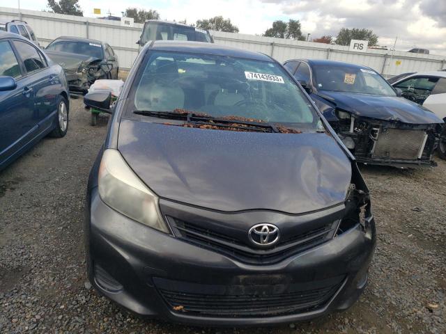 JTDKTUD38DD560116 - 2013 TOYOTA YARIS GRAY photo 5