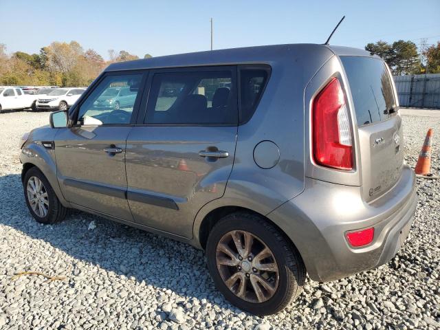 KNDJT2A57D7615207 - 2013 KIA SOUL GRAY photo 2