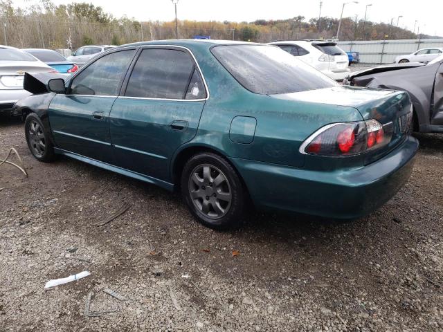 1HGCG56672A041077 - 2002 HONDA ACCORD EX GREEN photo 2