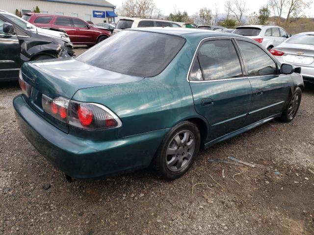 1HGCG56672A041077 - 2002 HONDA ACCORD EX GREEN photo 3