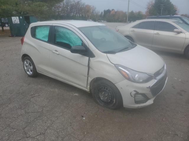 KL8CB6SA1KC710857 - 2019 CHEVROLET SPARK LS CREAM photo 4