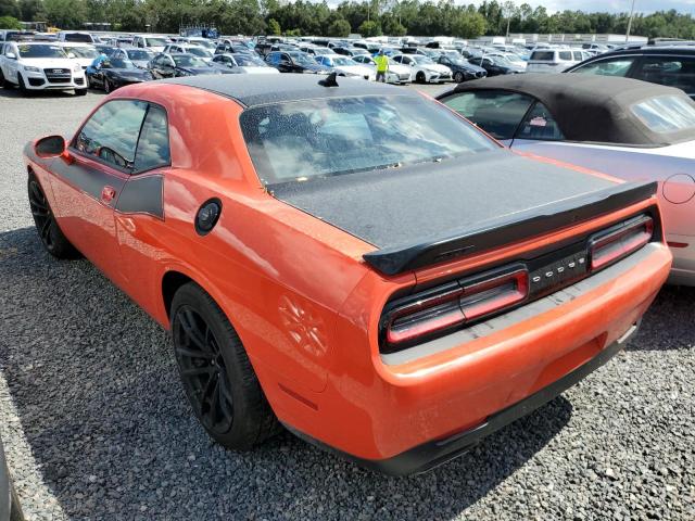 2C3CDZFJ8NH156137 - 2022 DODGE CHALLENGER R/T SCAT PACK ORANGE photo 2