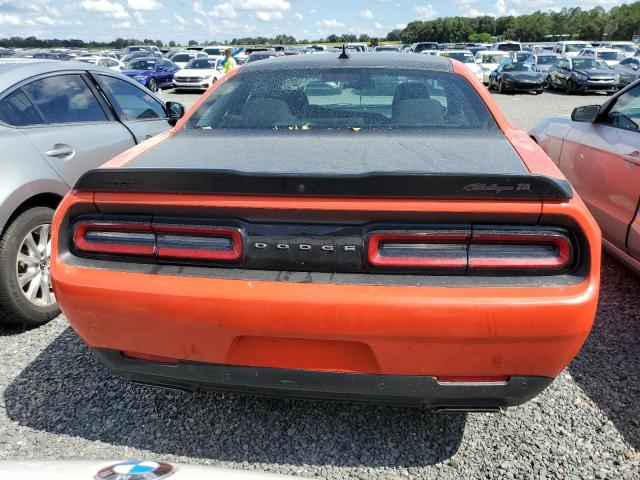 2C3CDZFJ8NH156137 - 2022 DODGE CHALLENGER R/T SCAT PACK ORANGE photo 6