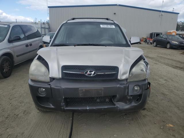 KM8JN72D46U442145 - 2006 HYUNDAI TUCSON GLS SILVER photo 5