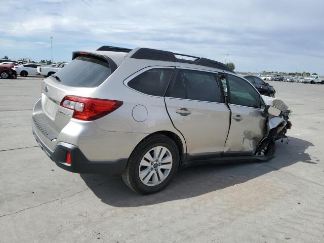 4S4BSAAC3J3262611 - 2018 SUBARU OUTBACK 2.5I BEIGE photo 3