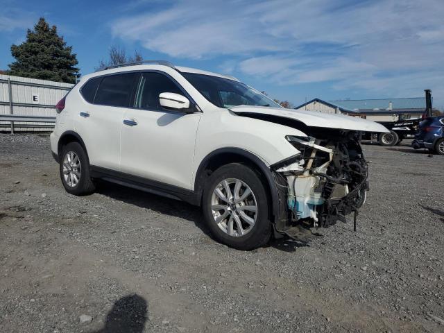 KNMAT2MV7HP565376 - 2017 NISSAN ROGUE S WHITE photo 4