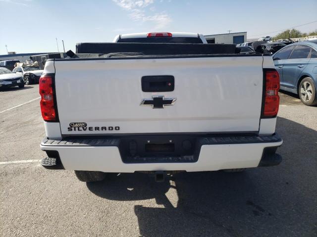 1GCVKREC7HZ301007 - 2017 CHEVROLET SILVERADO K1500 LT WHITE photo 6