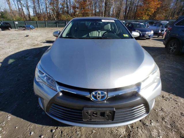 4T4BF1FK9FR475588 - 2015 TOYOTA CAMRY LE SILVER photo 5