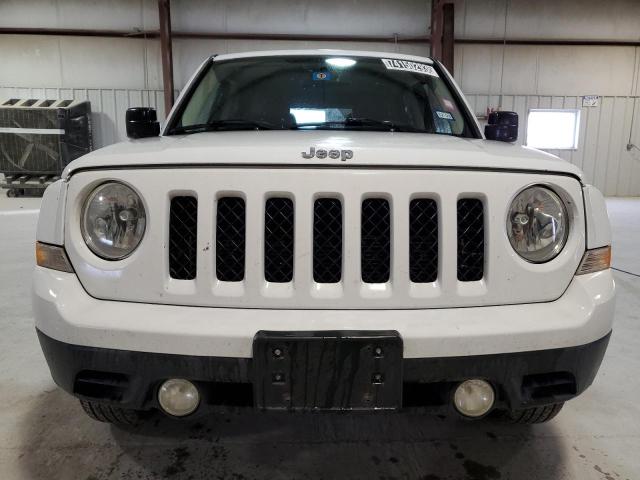 1C4NJRFB8FD244710 - 2015 JEEP PATRIOT LATITUDE WHITE photo 5