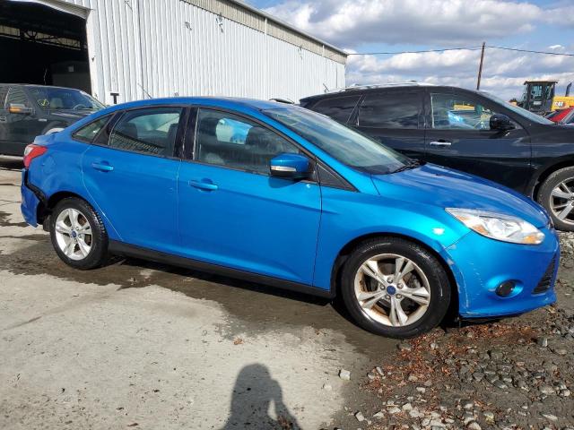 1FADP3F26EL300712 - 2014 FORD FOCUS SE BLUE photo 4