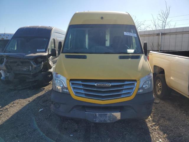 WDYPE8DB5E5847959 - 2014 FREIGHTLINER SPRINTER 2500 YELLOW photo 9