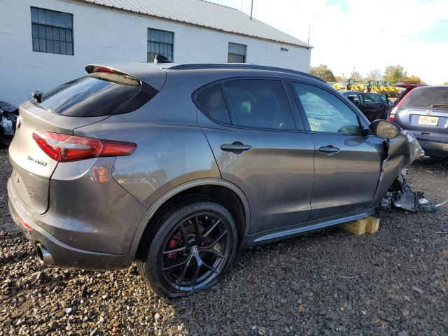 ZASPAKBN7M7D19805 - 2021 ALFA ROMEO STELVIO TI GRAY photo 3