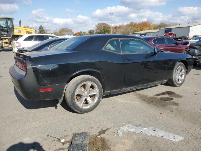 2C3CDYCJ6CH118840 - 2012 DODGE CHALLENGER SRT-8 BLACK photo 3