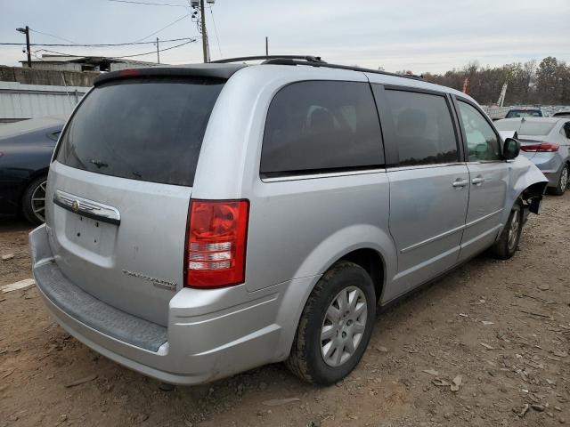 2A4RR4DE6AR138203 - 2010 CHRYSLER TOWN & COU LX SILVER photo 3