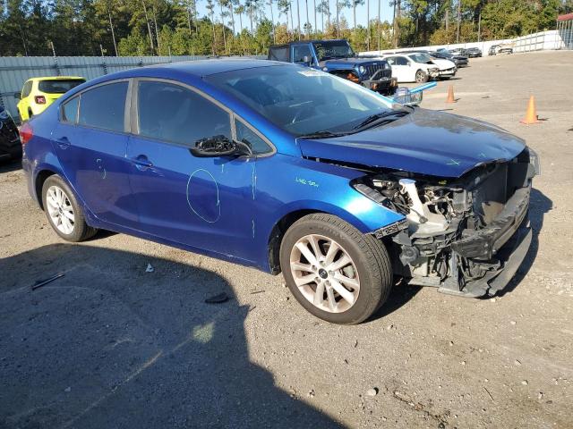 3KPFL4A74HE102828 - 2017 KIA FORTE LX BLUE photo 4