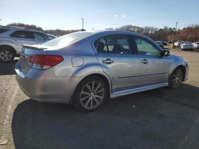 4S3BMBH61E3015310 - 2014 SUBARU LEGACY 2.5I SPORT SILVER photo 3