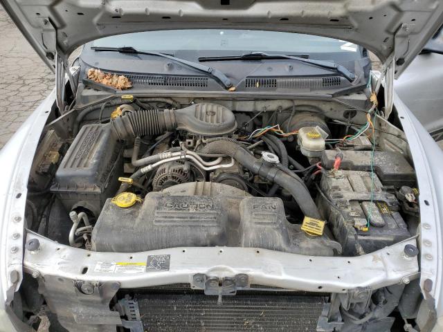 1B7GL32XX2S550654 - 2002 DODGE DAKOTA SPORT SILVER photo 11