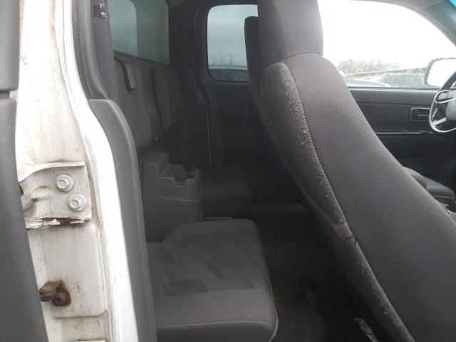 1GCDT196858227421 - 2005 CHEVROLET COLORADO WHITE photo 10