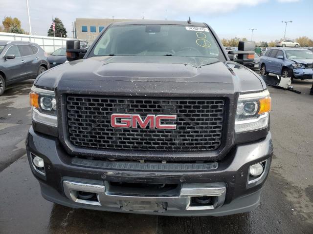 1GT12UE89GF133464 - 2016 GMC SIERRA K2500 DENALI BLACK photo 5