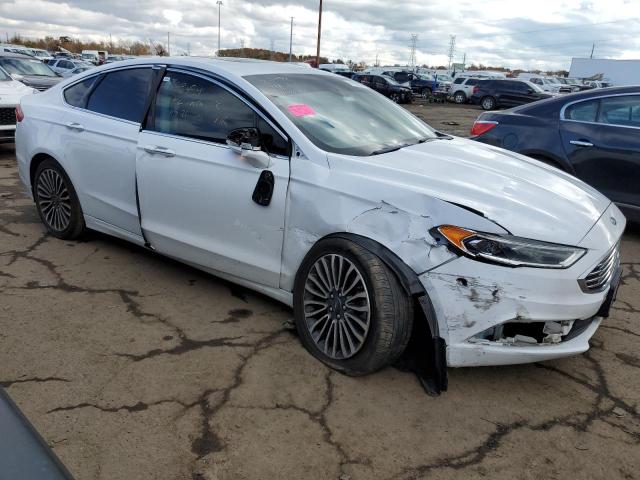 3FA6P0HD4JR230077 - 2018 FORD FUSION SE WHITE photo 4