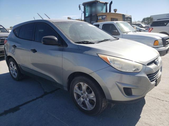 KM8JT3AB3DU706404 - 2013 HYUNDAI TUCSON GL SILVER photo 4