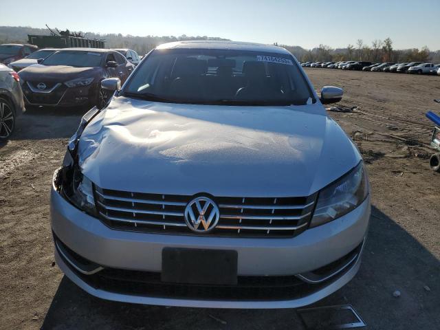 1VWBN7A39EC118899 - 2014 VOLKSWAGEN PASSAT SE SILVER photo 5