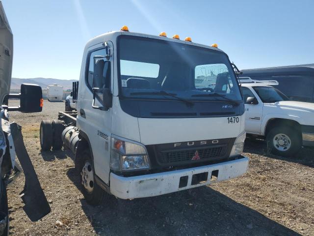 JL6BBE1S67K003152 - 2007 MITSUBISHI FE 84D WHITE photo 4