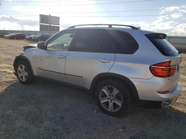 5UXZW0C56CL664480 - 2012 BMW X5 XDRIVE35D SILVER photo 2
