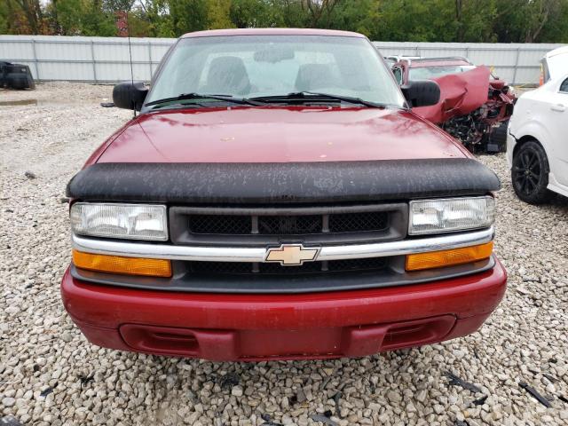 1GCCS19W418258240 - 2001 CHEVROLET S TRUCK S10 RED photo 5