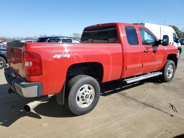 1GC2KXC81BZ208822 - 2011 CHEVROLET SILVERADO K2500 HEAVY DUTY LT RED photo 3