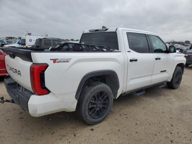 5TFLA5AB0NX010968 - 2022 TOYOTA TUNDRA CREWMAX SR WHITE photo 3