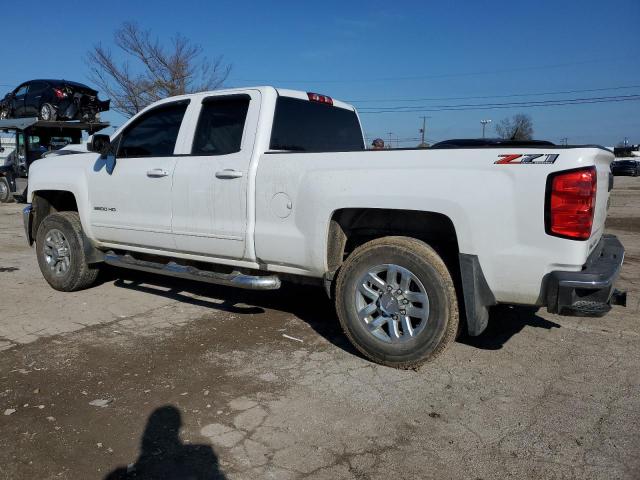 1GC2KVEG1JZ103916 - 2018 CHEVROLET SILVERADO K2500 HEAVY DUTY LT WHITE photo 2