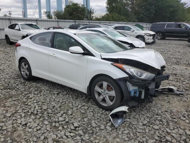 5NPDH4AE7DH422013 - 2013 HYUNDAI ELANTRA GLS WHITE photo 4